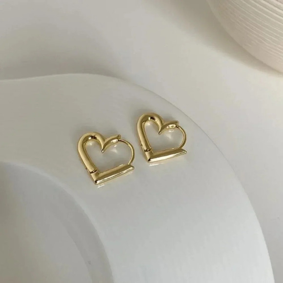 925 Sterling Silver Heart Huggie Earrings (Gold) - Picture 2 of 5